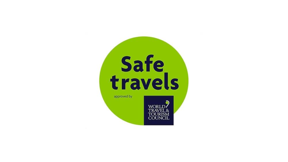 ดอร์เซต ฮาร์ตามัส กัวลาลัมเปอร์ Hotel ภายนอก รูปภาพ Safe travels stamp