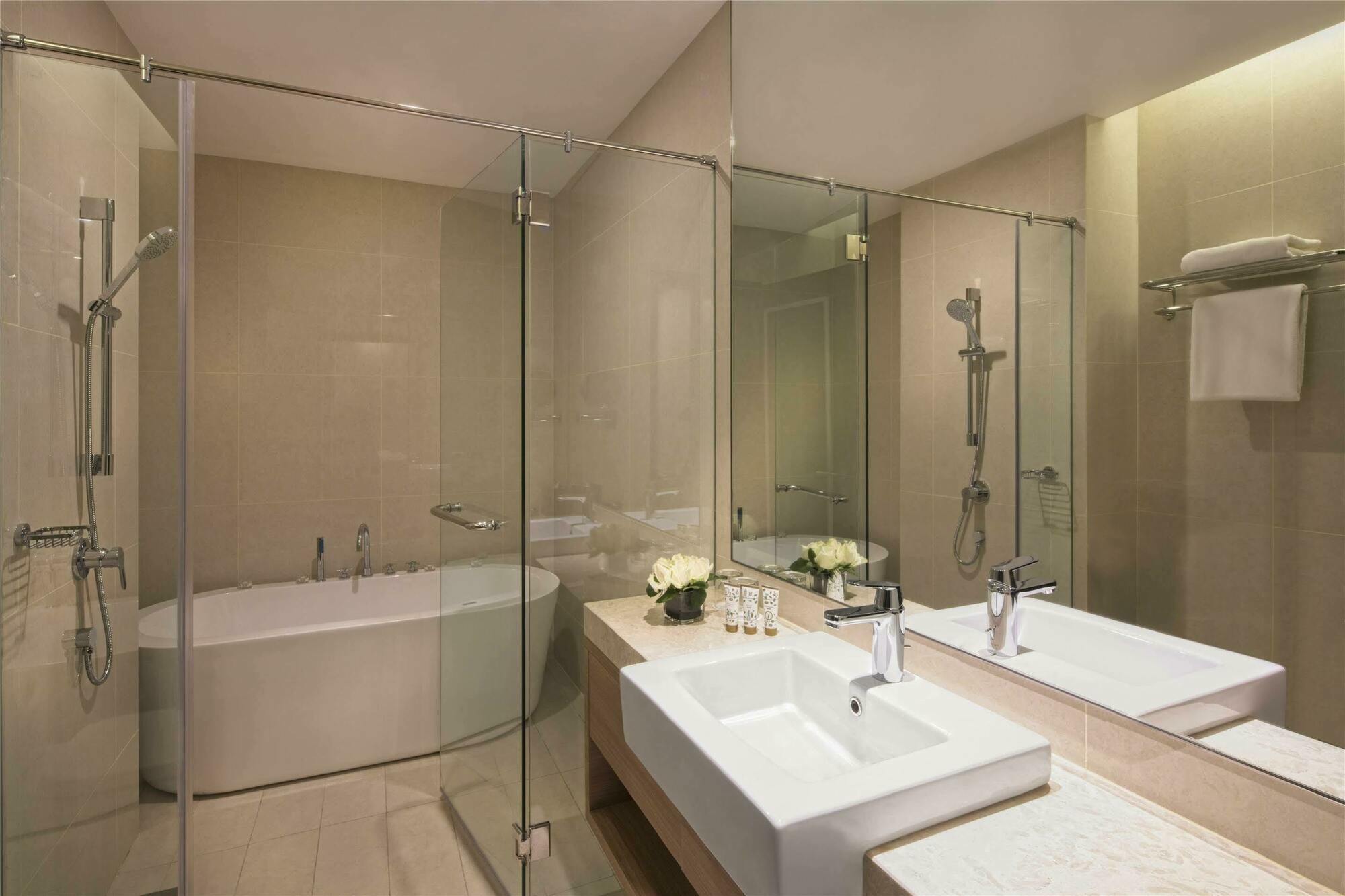 ดอร์เซต ฮาร์ตามัส กัวลาลัมเปอร์ Hotel ภายนอก รูปภาพ Bathroom